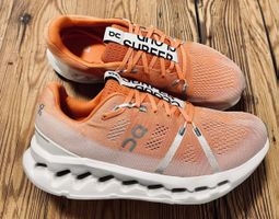 ON Cloud Surfer Laufschuhe Orange Herren Gr. 46 neu