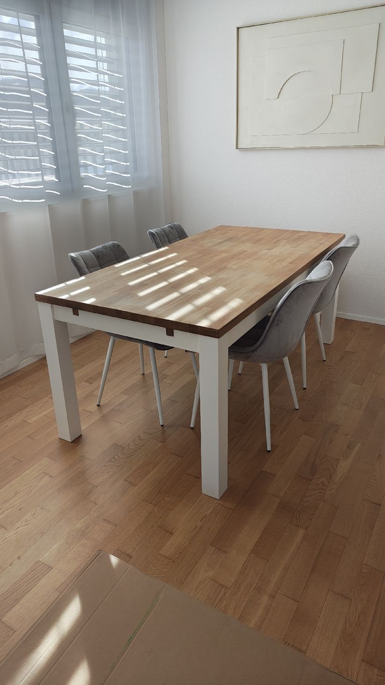 Tavoli: Esstisch mit Stühlen Holz neuwertig – Nuovo (secondo la descrizione) da Oberentfelden venduto da Spritzi 3