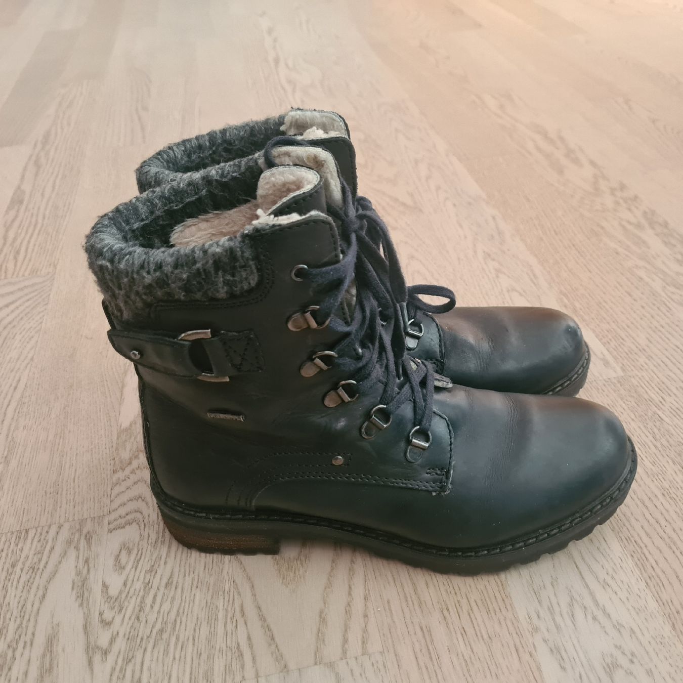 Landrover Scarpe da donna: DELTEX Winterschuhe Gr.38 – Usato da Steinen venduto da turbogeiss99