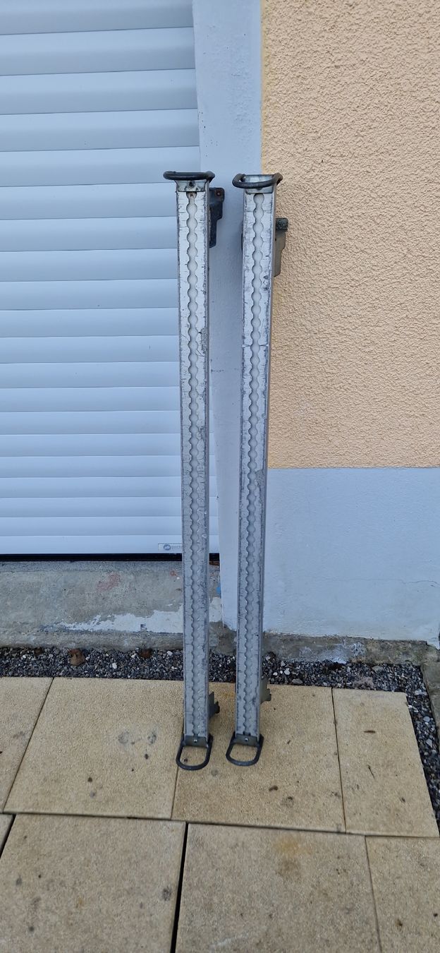 Portapacchi: Barres de toit Sortimo avec rails d'arrimage – Usato da St. Ursen venduto da cpi23