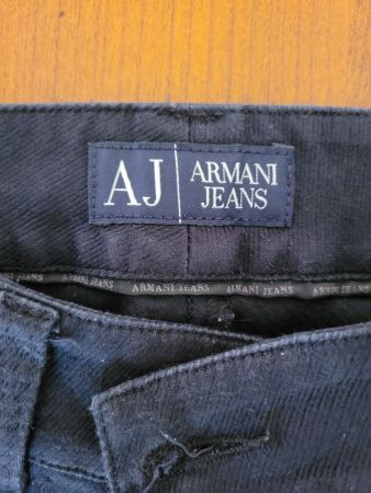 Schwarze AJ Armani Jeans