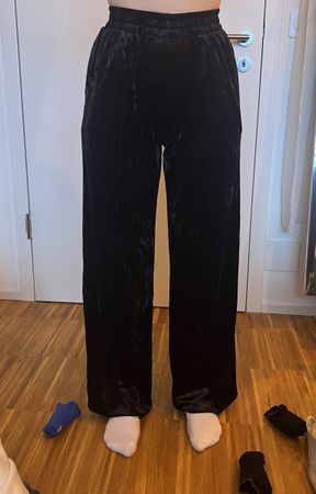 Schwarze Samthose, Wide Leg, Gr. 36, Festlich