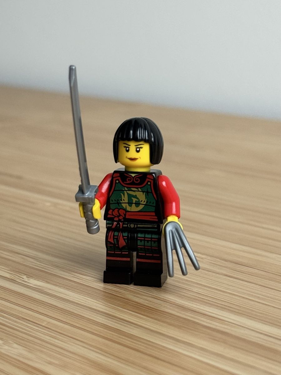 Lego Statuette: Lego Ninjago Minifigur 10 – Usato da Neuhausen am Rheinfall venduto da Laghi