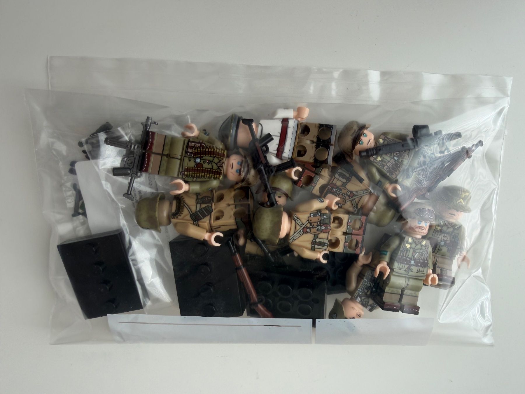 Figuren: WW2 Figuren (Klemmbausteine) – Gebraucht aus Buochs von Jafa4 3