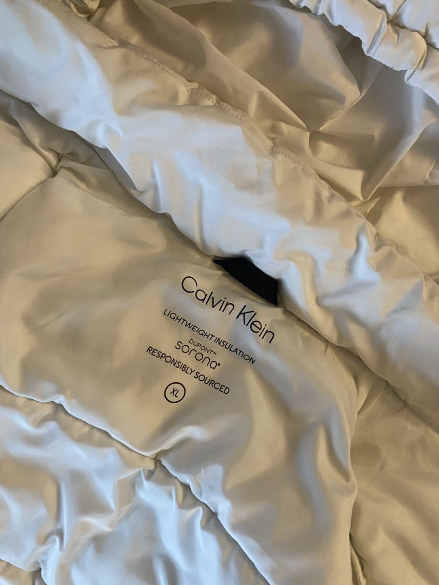Calvin Klein Jacken: Winterjacke Calvin Klein XL Ivory – Gebraucht aus Duebendorf von Alexandertreyer 2
