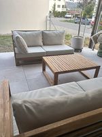 *Moderne Gartenlounge aus Echtholz*
