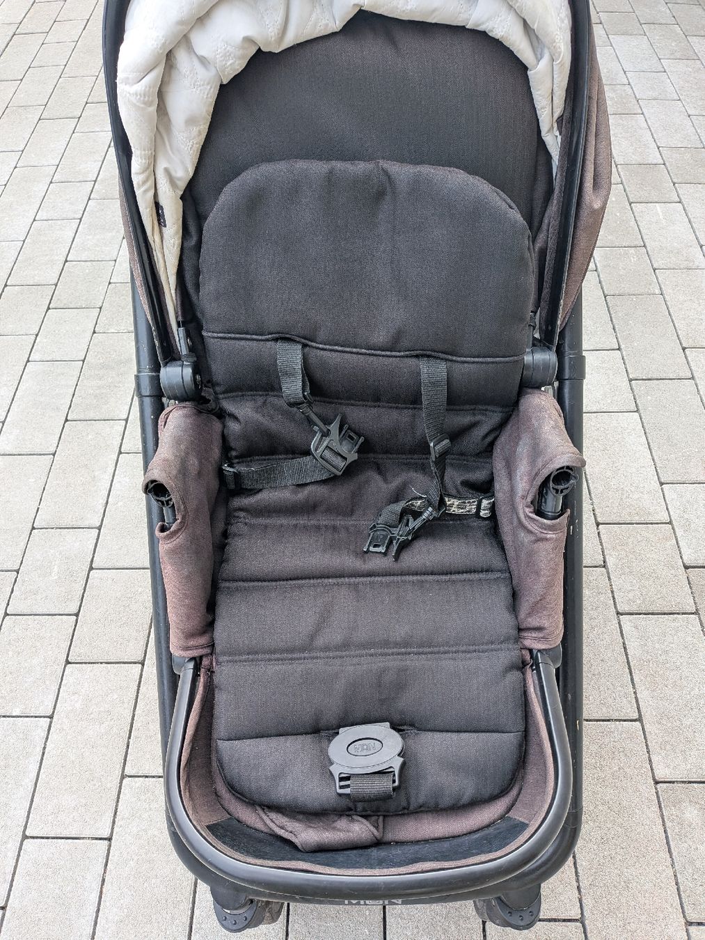 Carrozzine: Kinderwagen Moon Lusso – Usato da Eschenbach SG venduto da SanFranciscoCalifornia 1