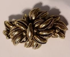 Brosche aus Metall - Blume - Enzian - 6,5 x 4 cm Modeschmuck