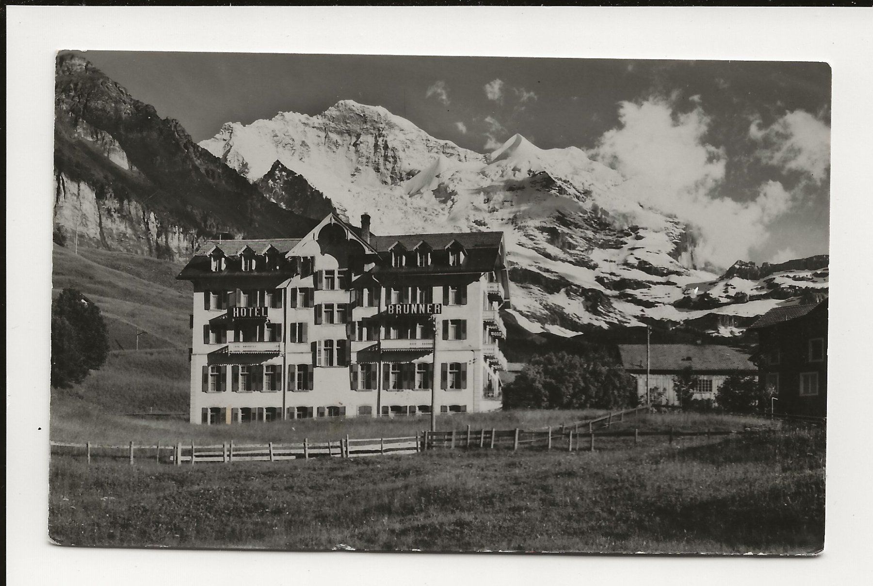 Ansichtskarten: AK 1951 Wengen Hotel Brunner – Gebraucht aus Greifensee von 315WDO
