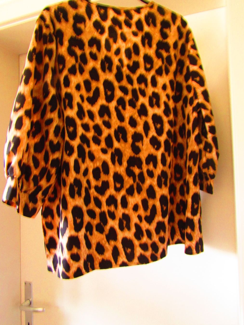 Blusen: Neuve ! blouse motif léopard taille 44 – Neu und originalverpackt aus Delémont von mamygateau 1