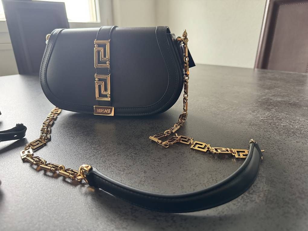 Versace Borse da donna: Versace Greca Goddess Leather Shoulder Bag - Neuf – Nuovo e nell'imballaggio originale da Penthaz venduto da Loupuce 2