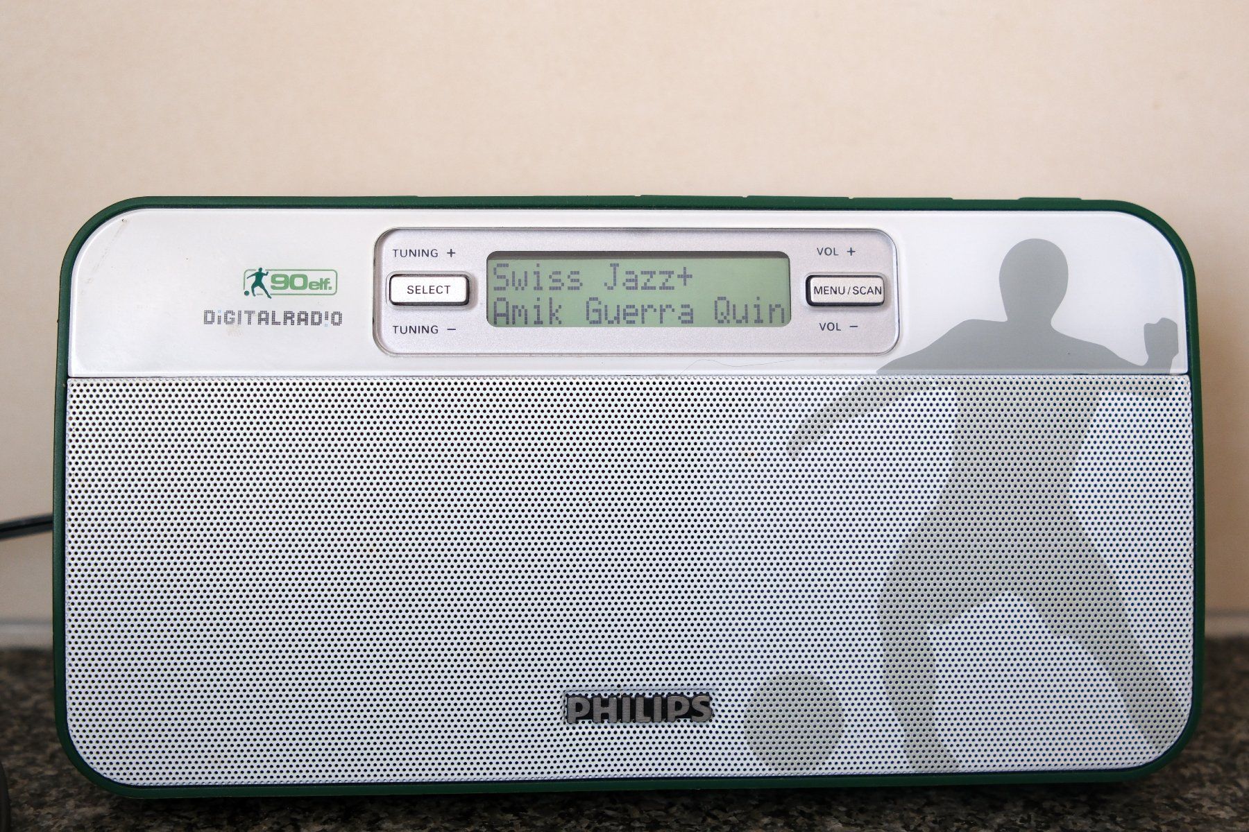 Philips Radios: Radio Portable DAB+ Philips – Gebraucht aus ROLLE von  1