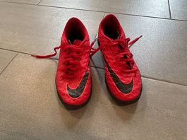 Nike Hallenschuhe Gr. 40