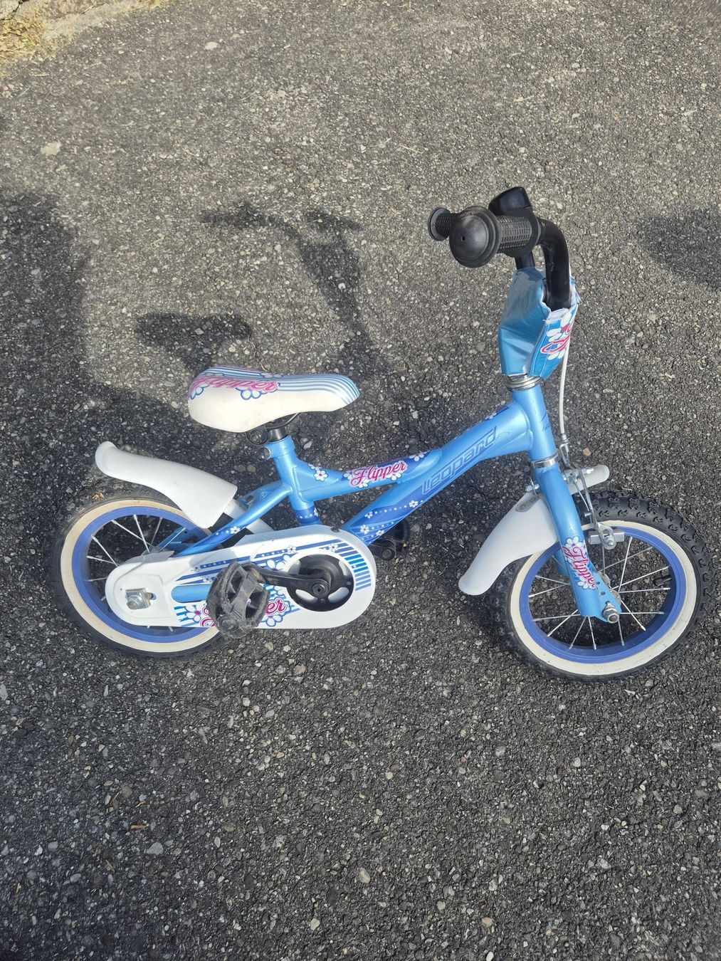 Véhicules pour enfants: kindervelo – D'occasion à Etziken par langa