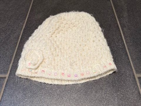 Sonstige Mädchenkleider: Kindermütze – Gebraucht aus Hägendorf von oezi74