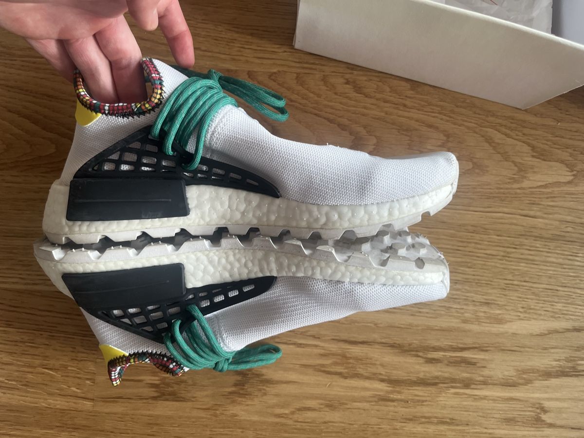Adidas Herrenschuhe: Adidas NMD Hu Pharrell Williams EU 42 – Gebraucht aus Liebefeld von donetasy 1