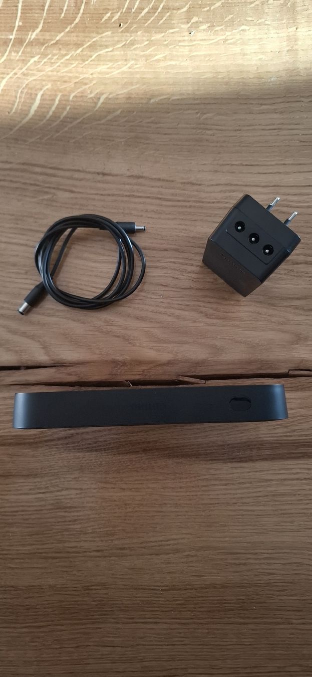 Philips Home Cinema: Philips Hue Sync Box 4K  – Usato da Guntershausen venduto da Jtattoo 1