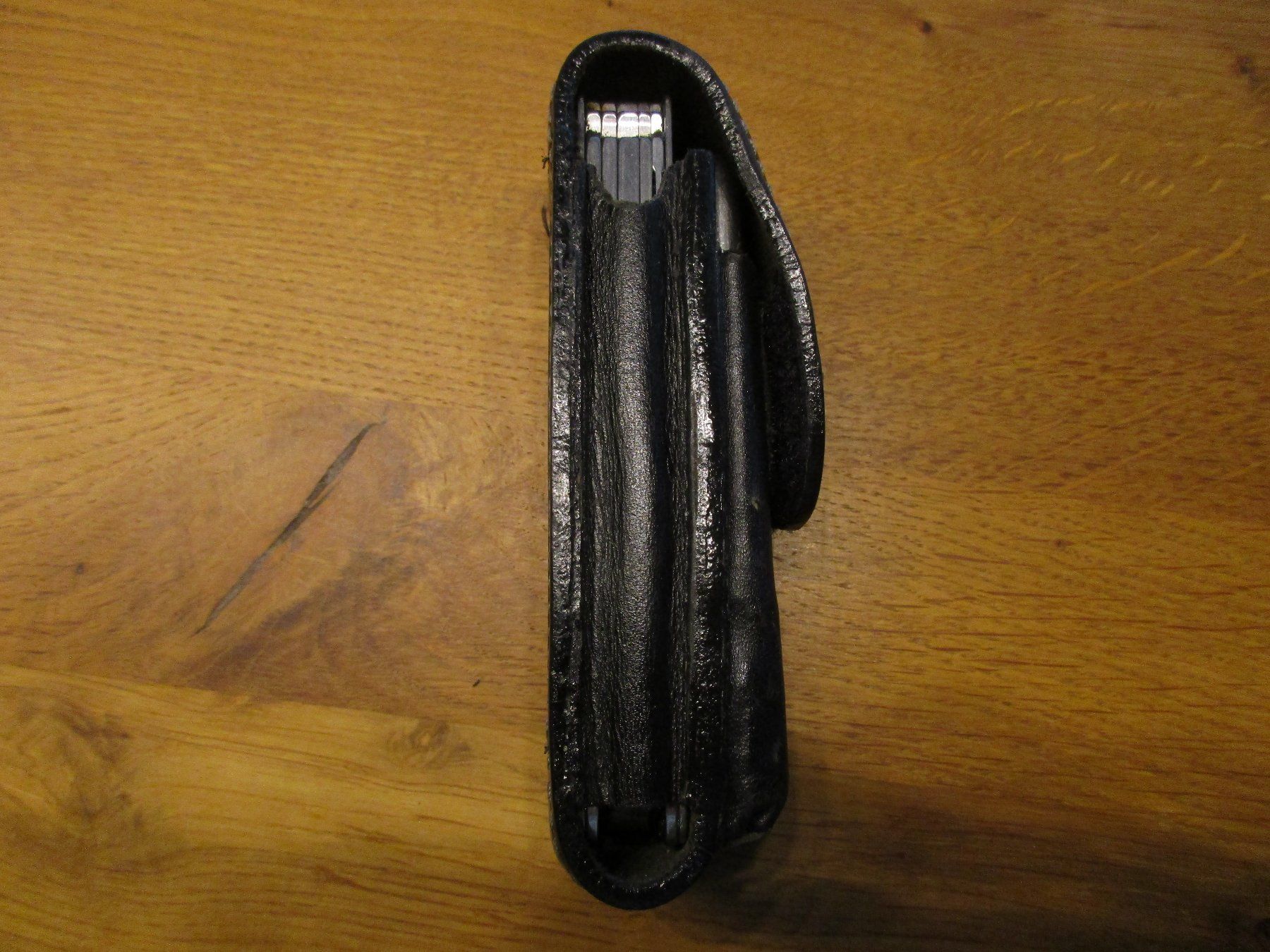 Victorinox Taschenmesser: Victorinox Multitool – Gebraucht aus Niederwil AG von Cembalo 2