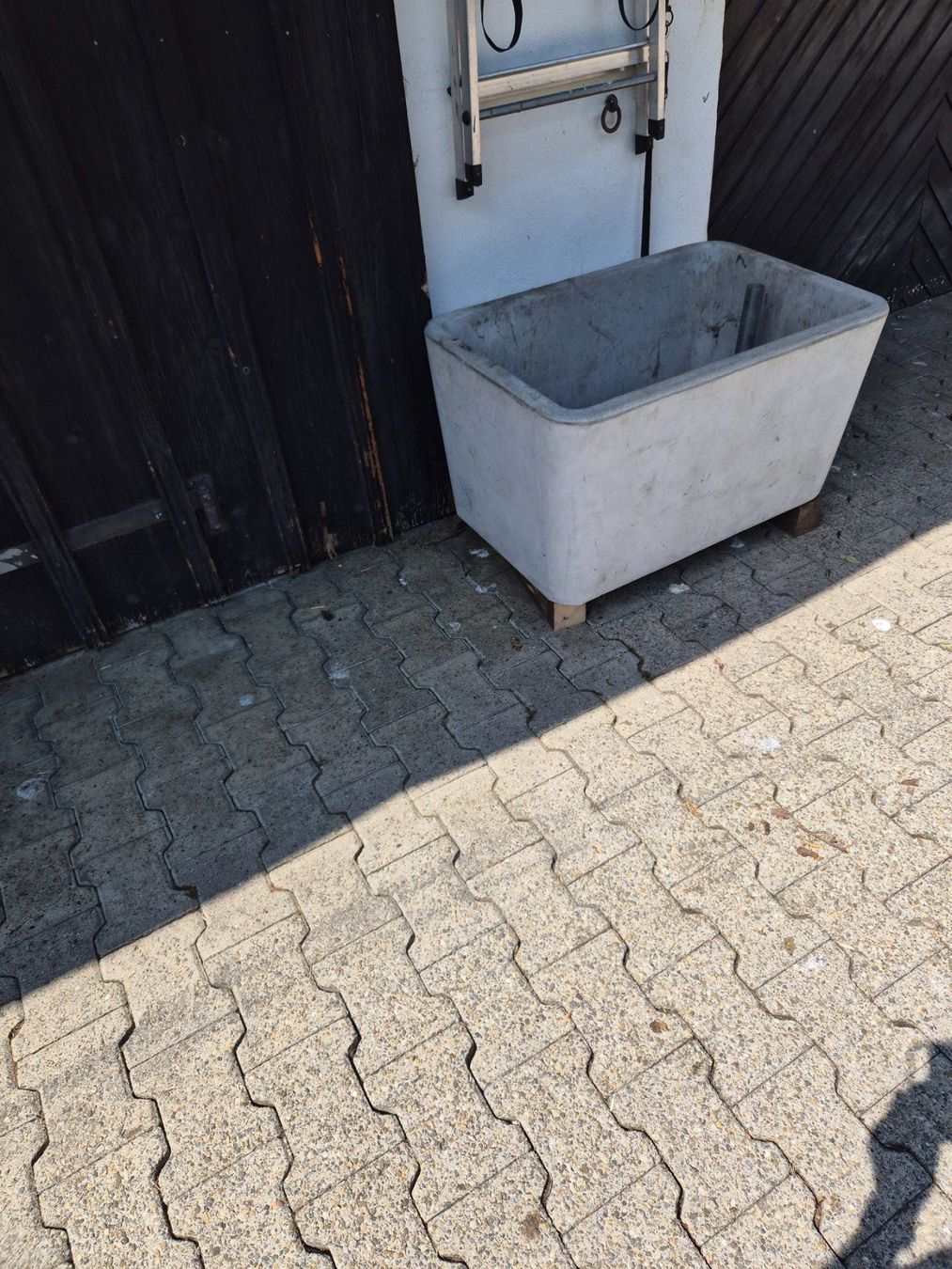Etangs & Fontaines déco.: Brunnentrog Betontrog – Neuf avec emballage d'origine à Stein AR par Bienli4 8