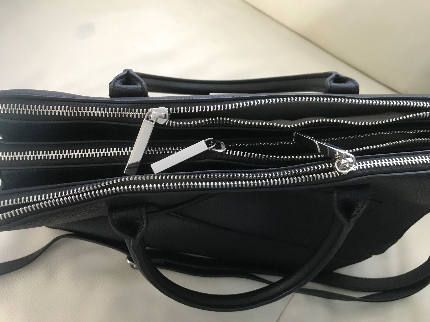 Comma Borse da donna: COMMA Tasche sehr geräumig – Usato da Wettingen venduto da Andres54 3