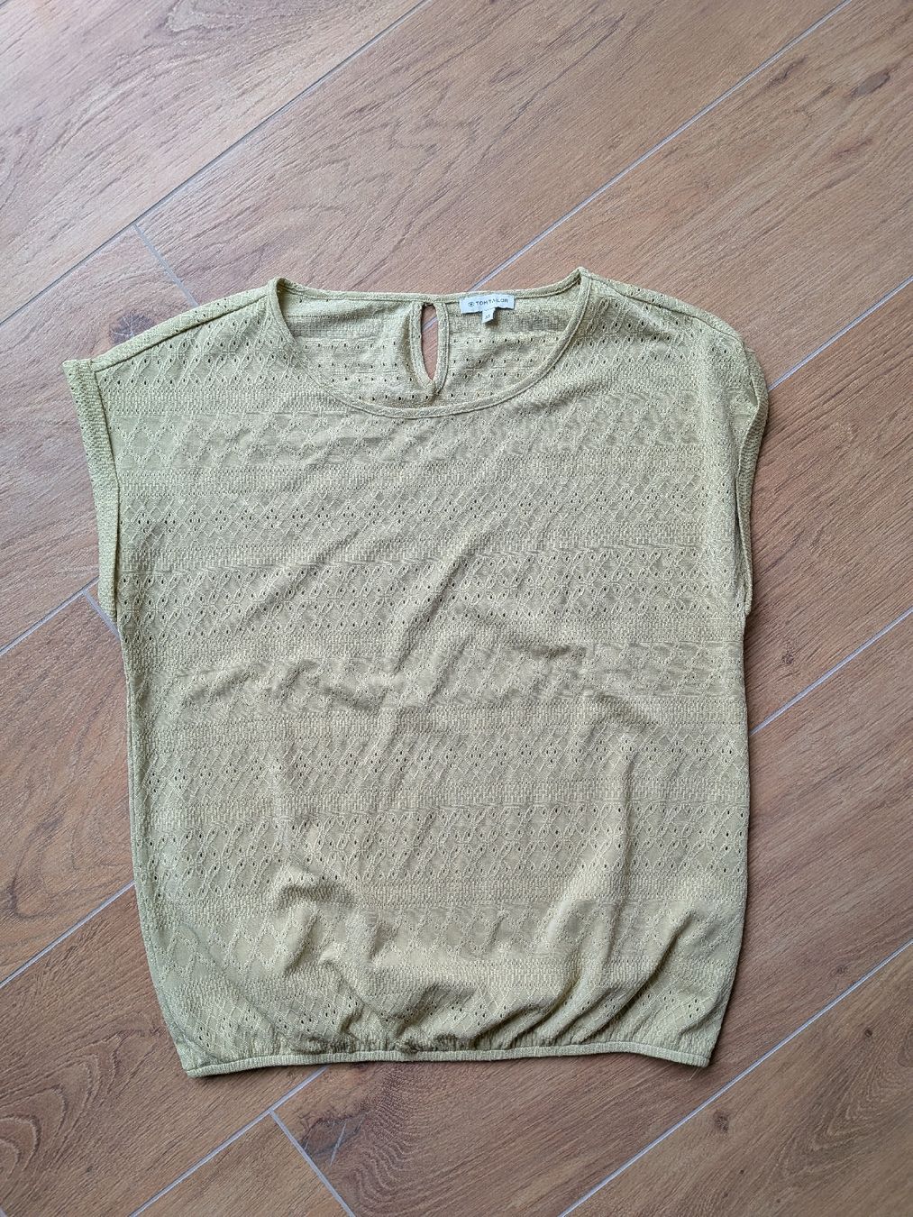 Tom Tailor Top: Tom Tailor Top XS – Nuovo (secondo la descrizione) da Eschenbach SG venduto da SanFranciscoCalifornia