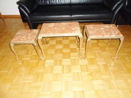 Vintage Beistelltisch 3er Set. Steinplatte auf Metallgestell