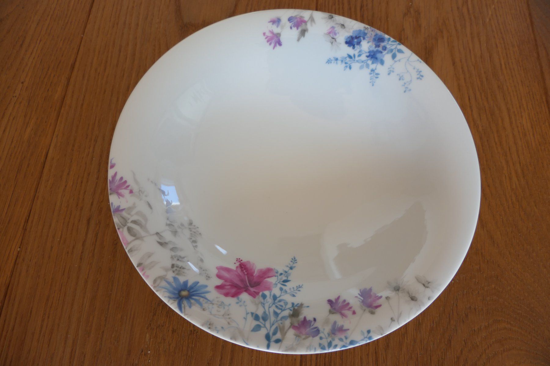 Set di piatti: Geschirrset 36 Teilig für 6 Personen Bone China Blumen Fleur – Nuovo e nell'imballaggio originale da ESCHENBACH SG venduto da MAKULU04 4