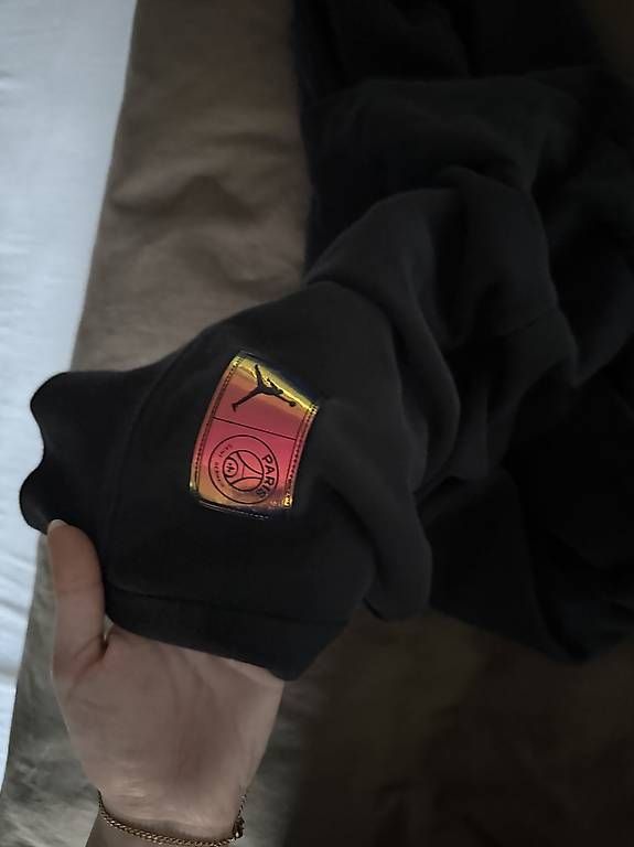 Pullover & Sweatshirts: Paris Saint Germain Hoodie – Gebraucht aus Wetzikon ZH von veysel71 1