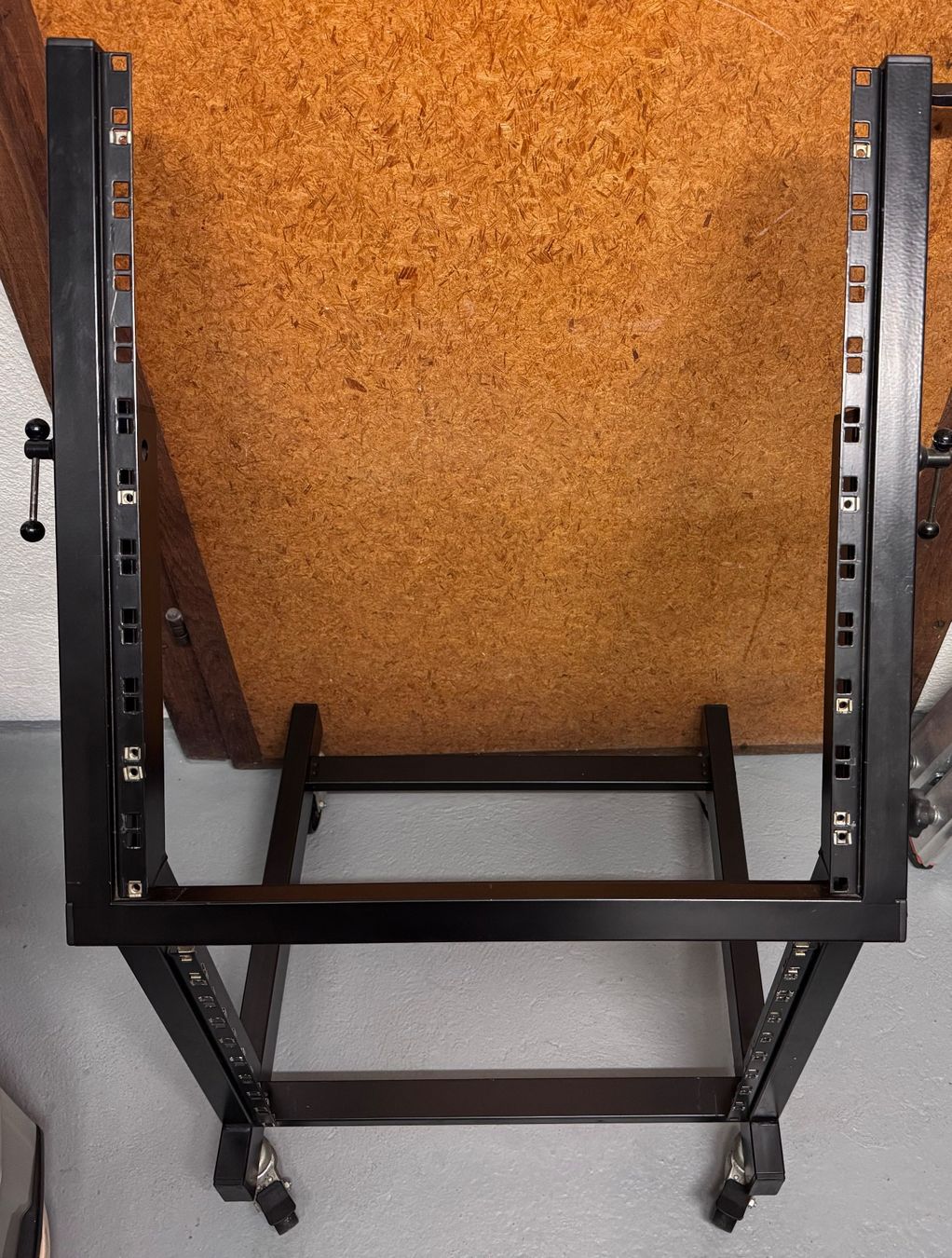 Sonstiges Zubehör: K&M 42020 Rack Wagen [21HE] – Gebraucht aus Unterengstringen von NOISE