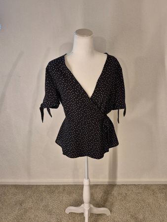 Wickelbluse im Retrostil, Grösse 42