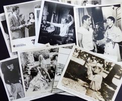 LOT 26 B&W PHOTO HOLLYWOOD STAR MOVIE PRESS VINTAGE 1950-'90