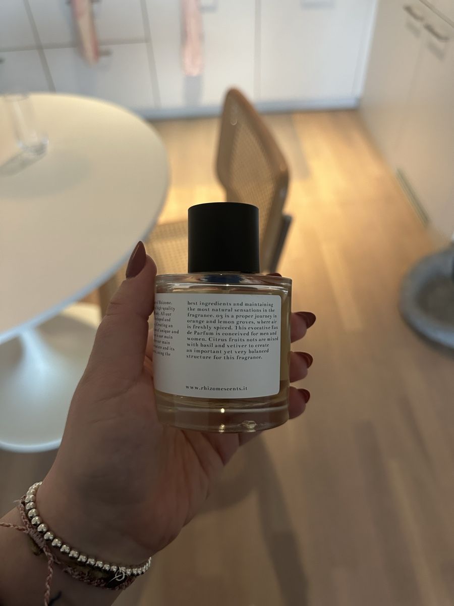 Profumi & Eau de Toilette: Rhizome 03 Eau de Parfum, 100ml – Nuovo (secondo la descrizione) da Horgen venduto da MSmolny 2