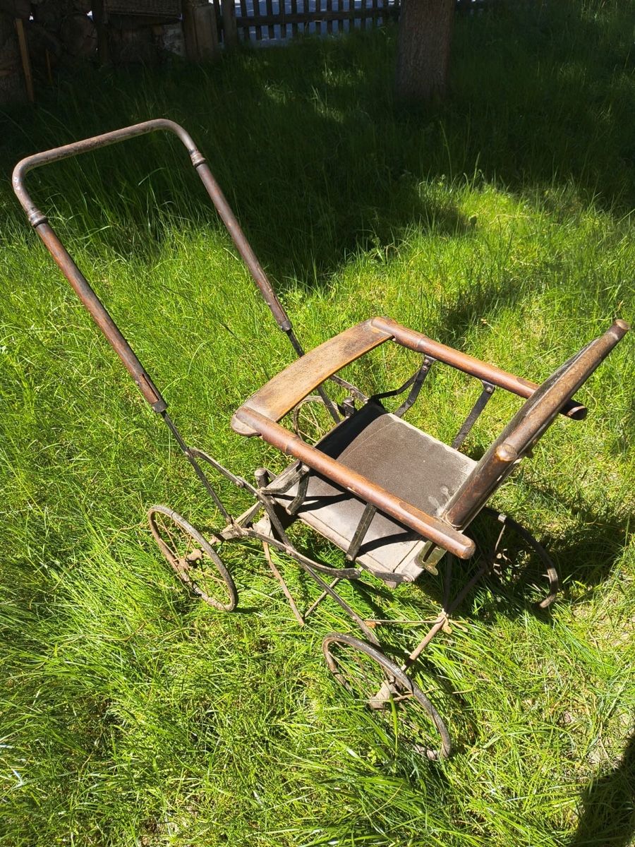 Carrozzine: Antiker Deko Kinderwagen – Usato da Zillis venduto da Gazolt