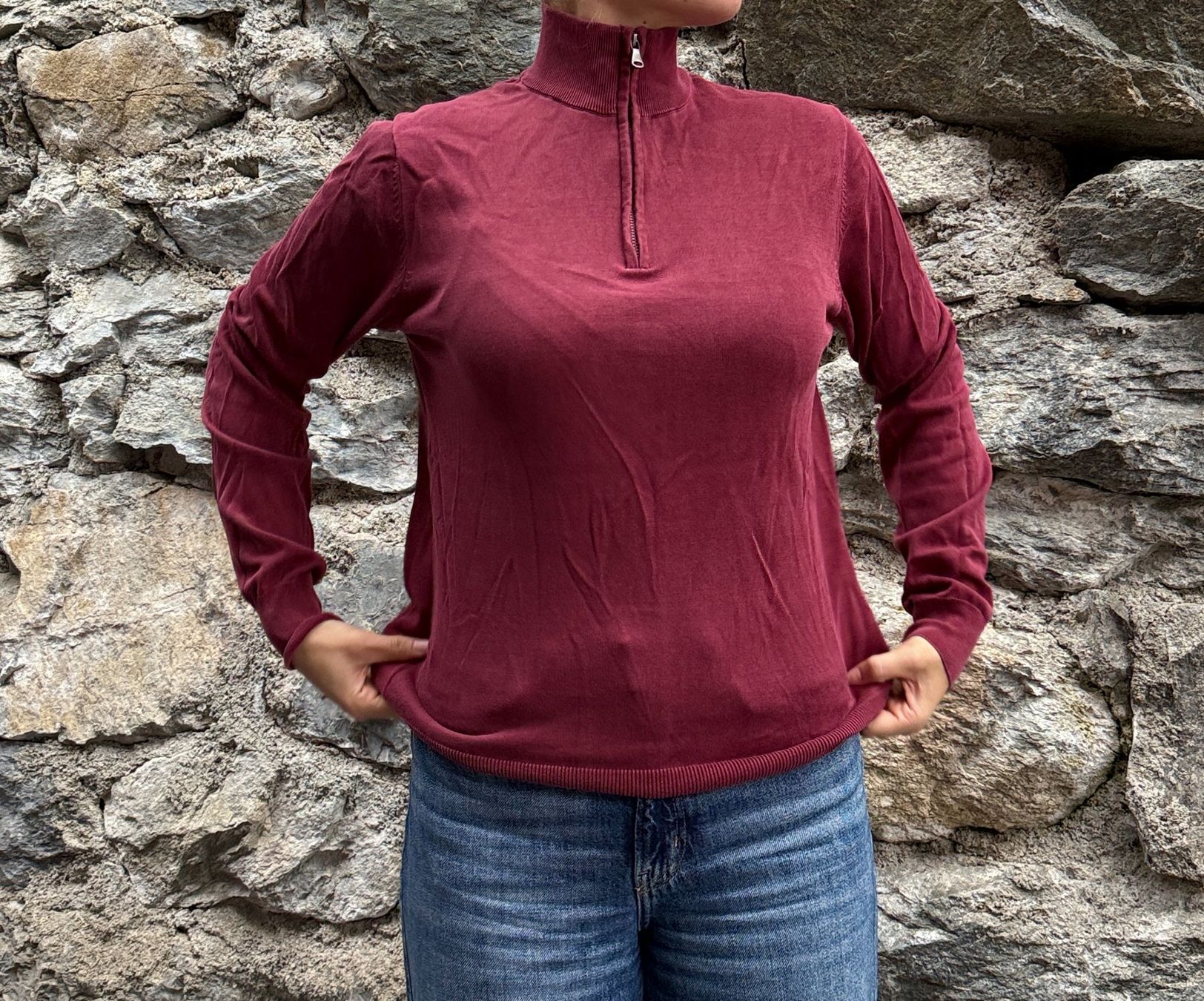 Pullover & Sweatshirts: bordeaux Pullover mit Reissverschluss – Gebraucht aus Därligen von ram_jy58