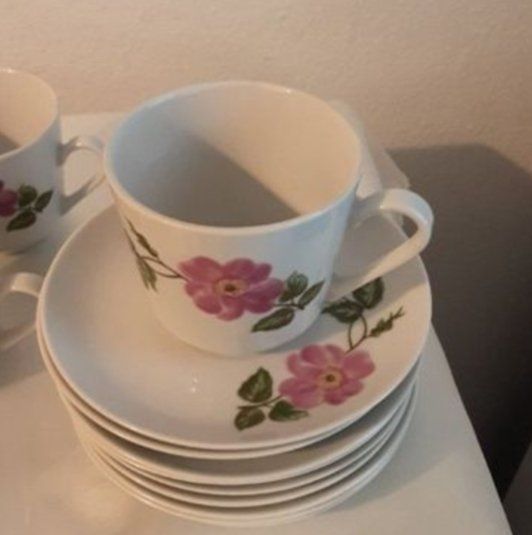 Set di piatti: Sehr schöne Kaffeservice – Usato da Urtenen-Schönbühl venduto da sep_k9jk 2