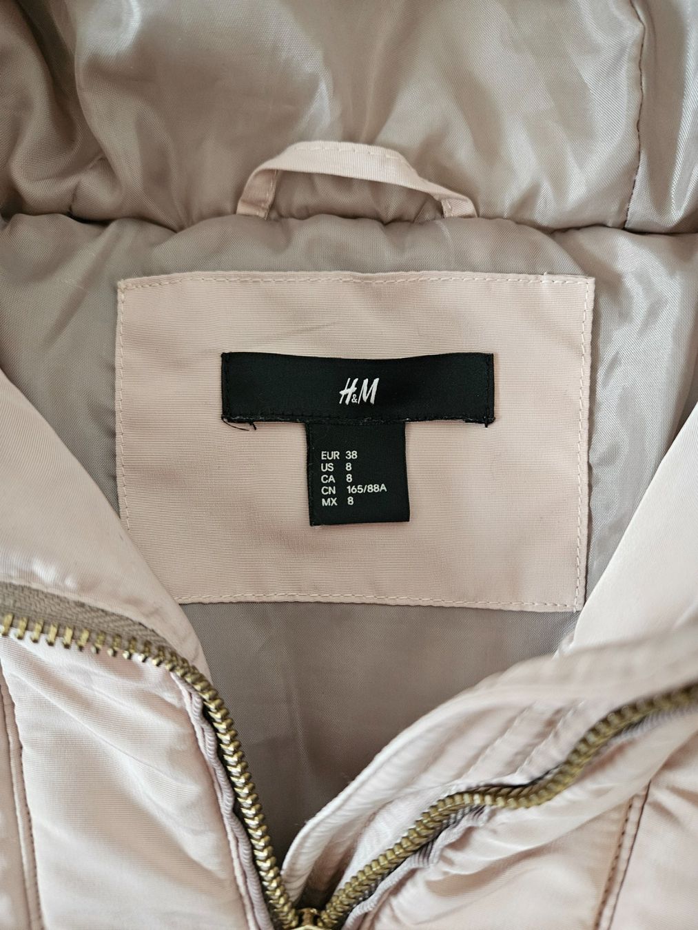H&M Giacche: Winterjacke hellrosa Gr. 38 – Usato da Gerzensee venduto da _mra 4