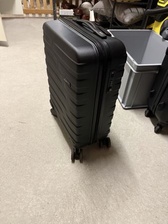 Hartschalenkoffer schwarz mit Rollen guter Zustand