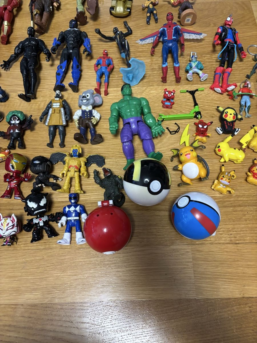 Figurines: Diverse Figuren Action / Pokemon / Marvel ab 1.-!!!! – D'occasion à Herisau par Seyashop1 4