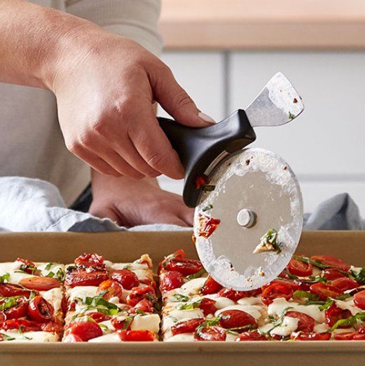 Küchengeräte: PAMPERED CHEF Pizzaschneider – Neu und originalverpackt aus Zürich von Restwert_Zuerich