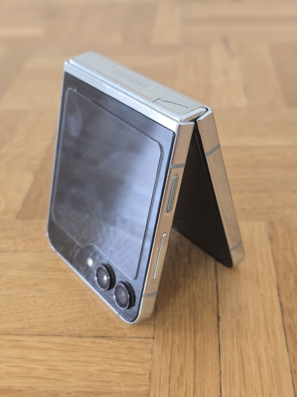Samsung Portables: Samsung Galaxy Flip 5 Flip5 512GB – D'occasion à Meggen par ziyaince40 3