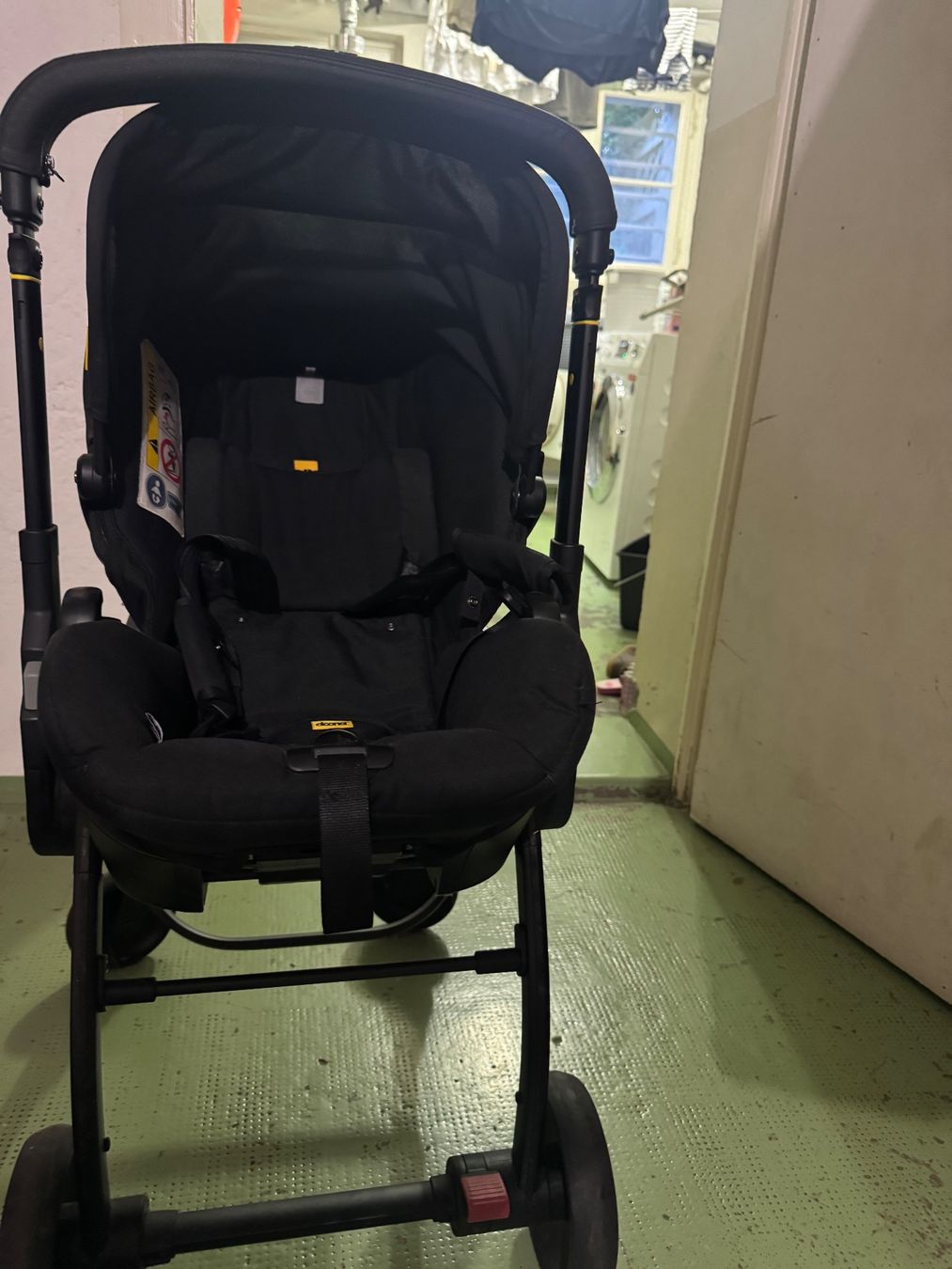 Doona Carrozzine: Doona+ Babyschale Top Zustand! – Usato da Basel venduto da sbr_km2p 1