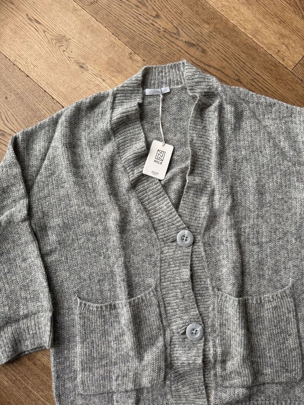 Nile Giacche: Jacke , Nile *NEU S grau – Nuovo (secondo la descrizione) da Stettfurt venduto da outlet72 1