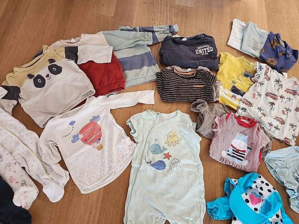 Kleiderpakete & -sets: Kleiderpaket in Grösse 80 – Gebraucht aus Winterthur von kyubi 2