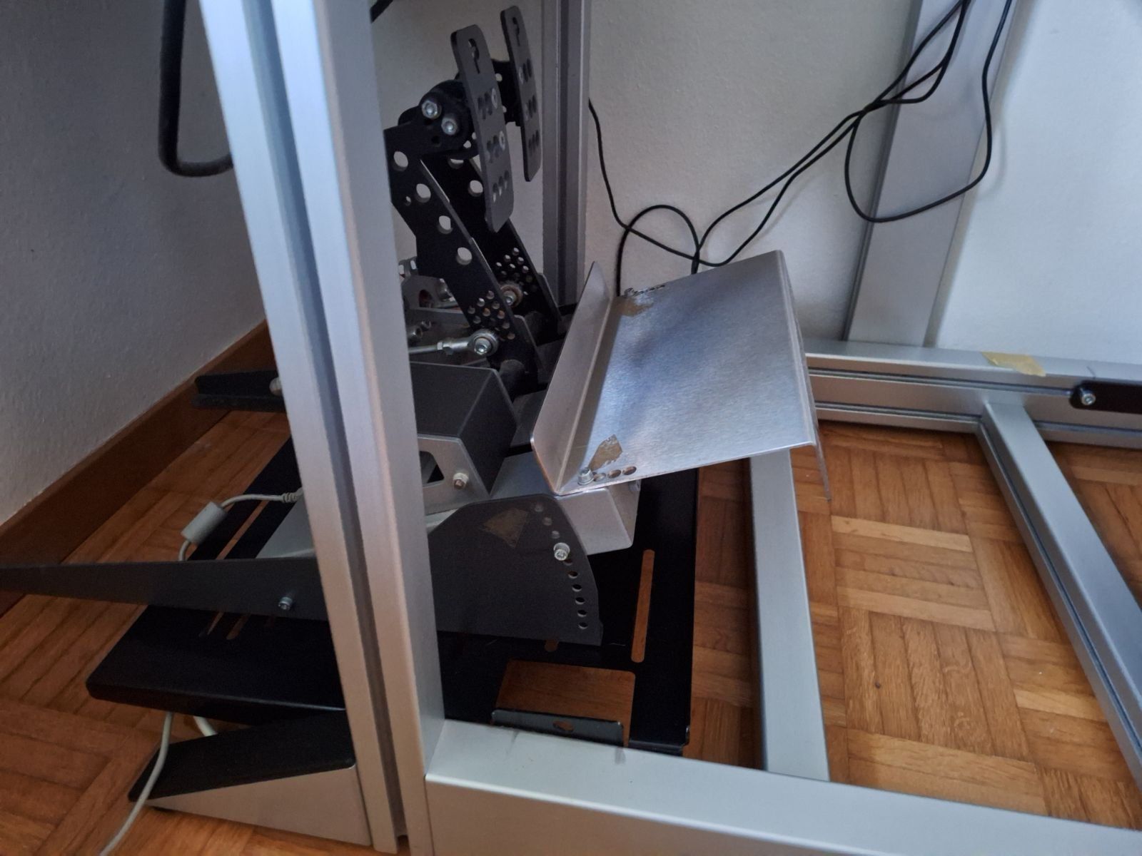 Sedie: Sim-Racing-Cockpit aus Aluminium – Usato da Worb venduto da nfsolutions 6