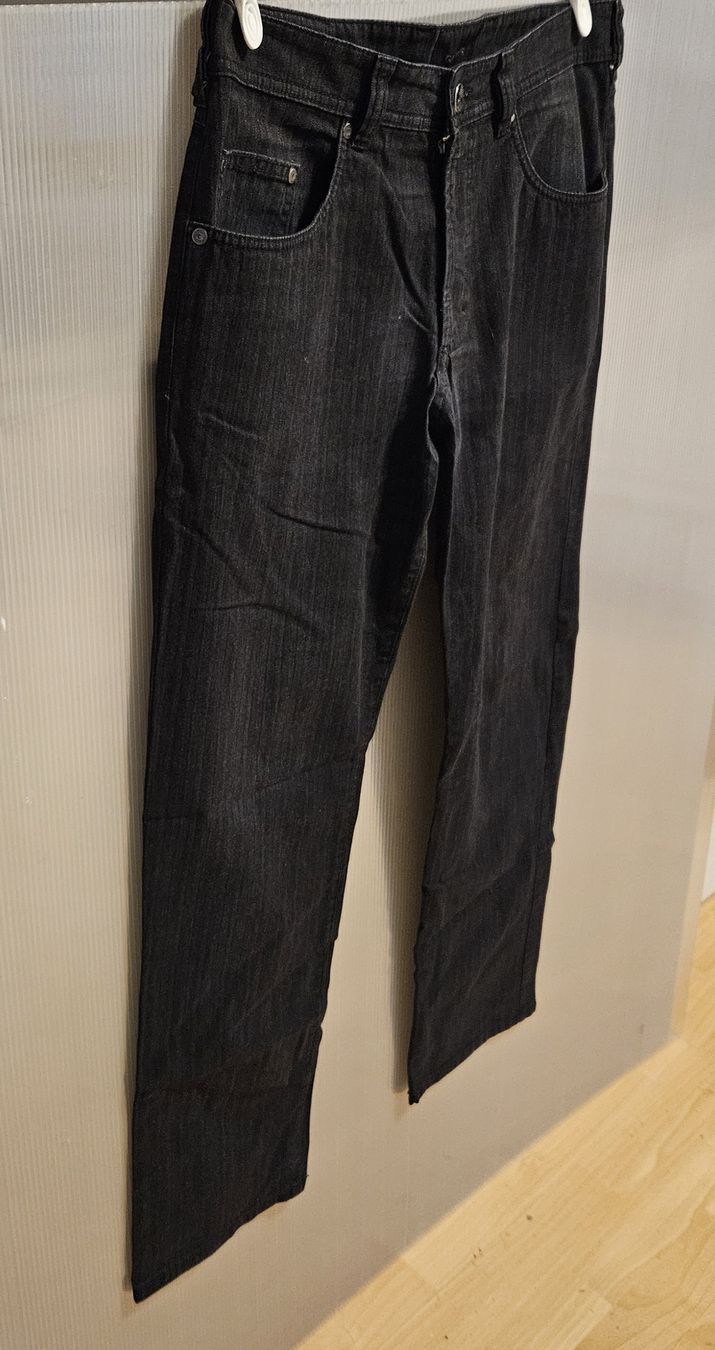 Pantaloni: Hose Gr. 34/30 - Gardeur - Spendenaktion – Nuovo (secondo la descrizione) da Unterkulm venduto da Beljasch 1