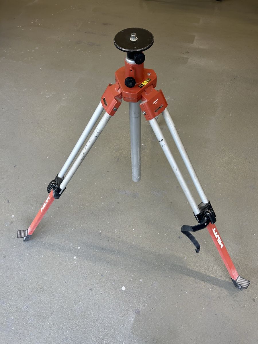 Hilti Tutti gli attrezzi: Hilti Stativ – Usato da Sarnen venduto da asteryx