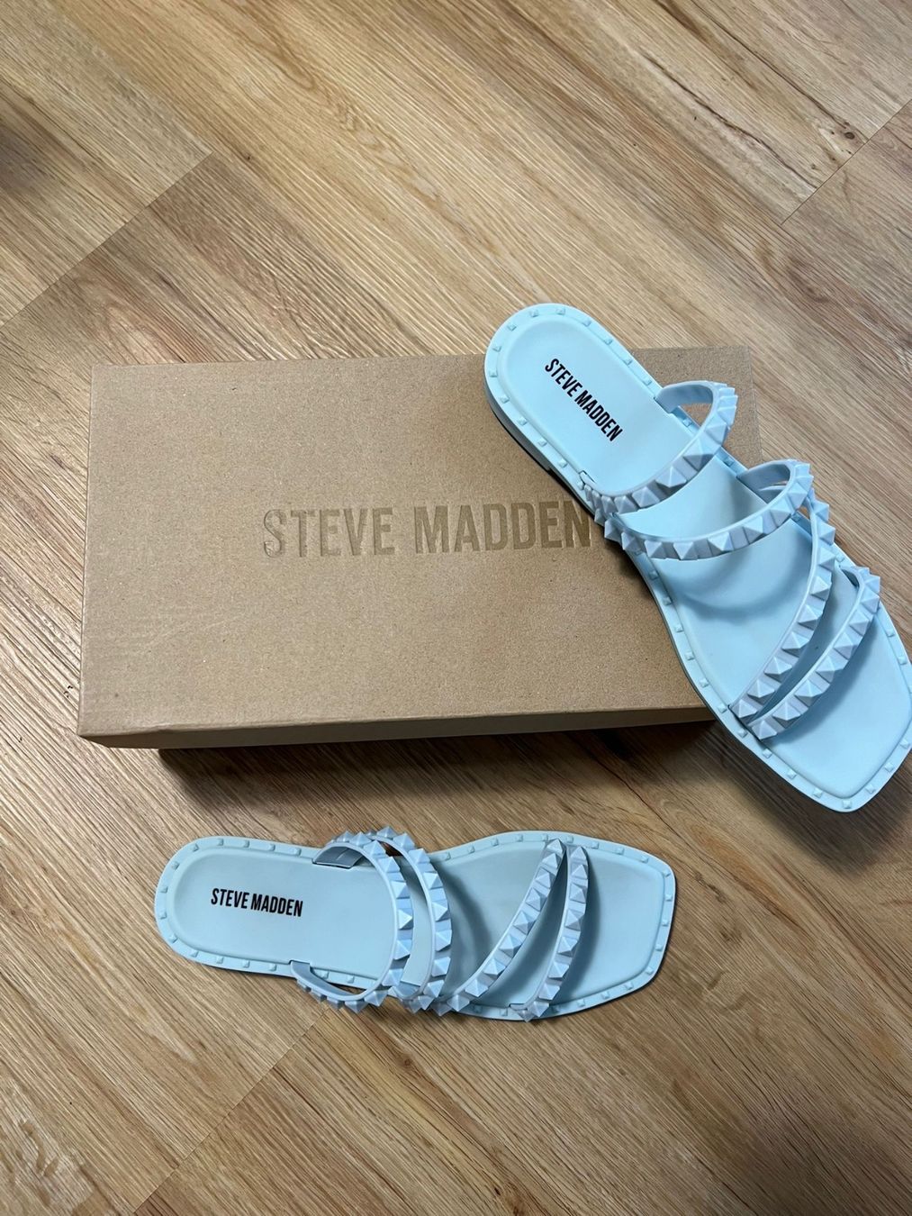 Steve Madden Scarpe da donna: Sandales Steve Madden turquoise cloutées - Taille 38.5 – Nuovo e nell'imballaggio originale da Châtel-St-Denis venduto da Calou1820 1