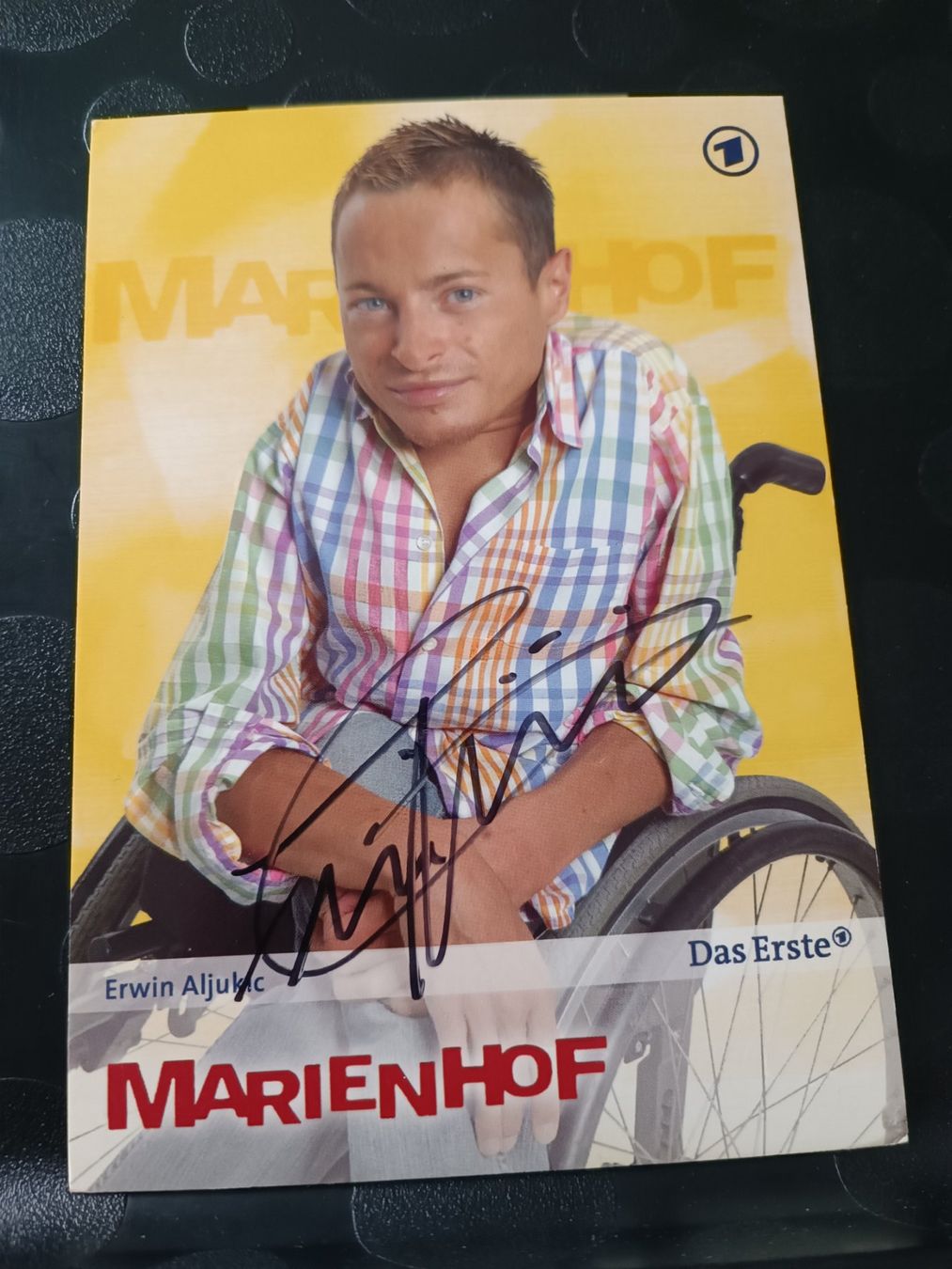 Autografi: Erwin Aljukic - handsigniert - Marienhof – Usato da Menziken venduto da Artographs