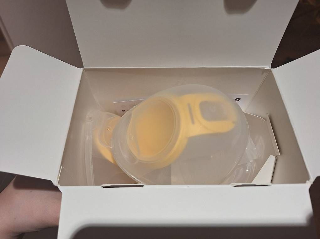 Accessori per l’allattamento: Medela Freestyle Handsfree Milchpumpe – Usato da Muri AG venduto da lpiro 1