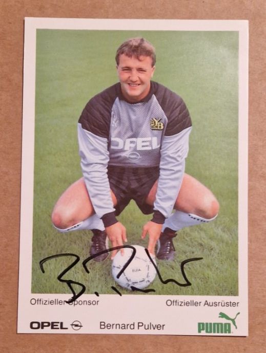 Autografi: Bernard Pulver - handsignierte - YB Session 88/89 – Usato da Menziken venduto da Autogramme
